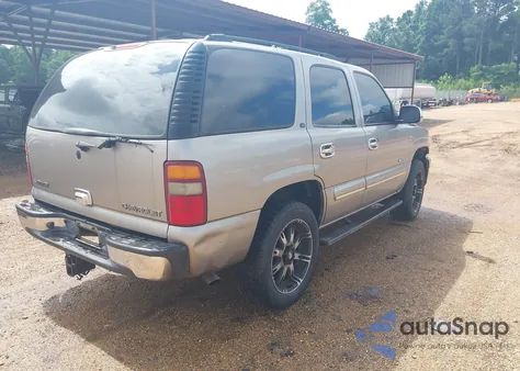 2003 Chevrolet Tahoe Lt z USA, uszkodzony, nr VIN 1GNEC13ZX3R256070